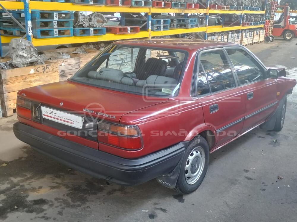 TOYOTA COROLLA