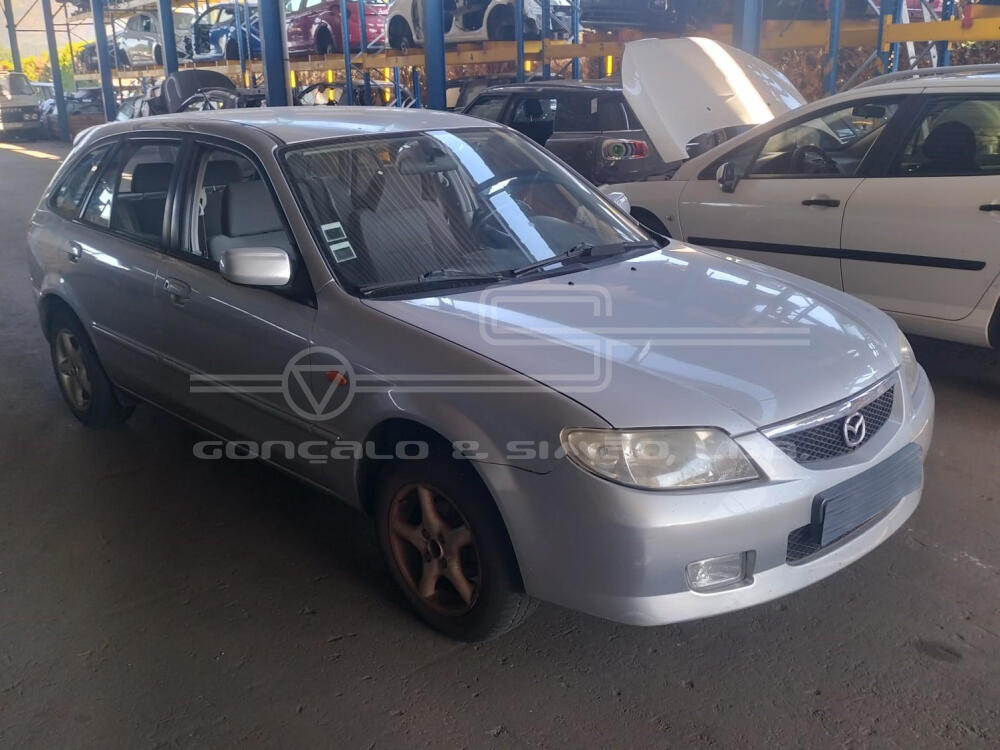 MAZDA 323