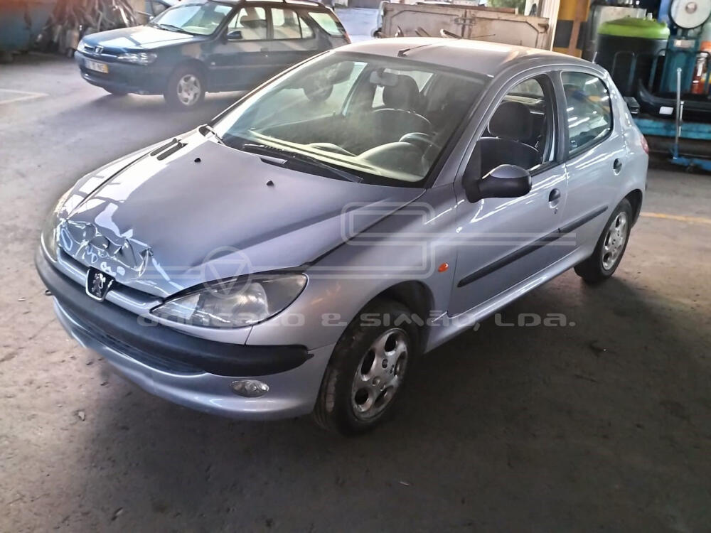 PEUGEOT 206